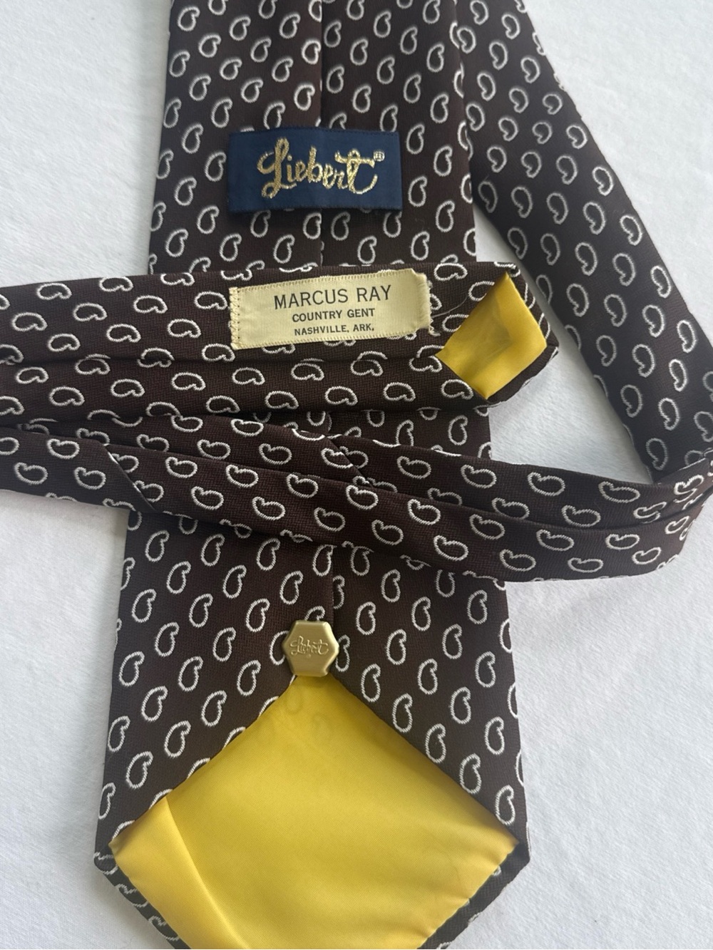 Vtg 1970s Liebert Tie Brown Paisley Marcus Ray Country Gent Arkansas w/Gold Clip